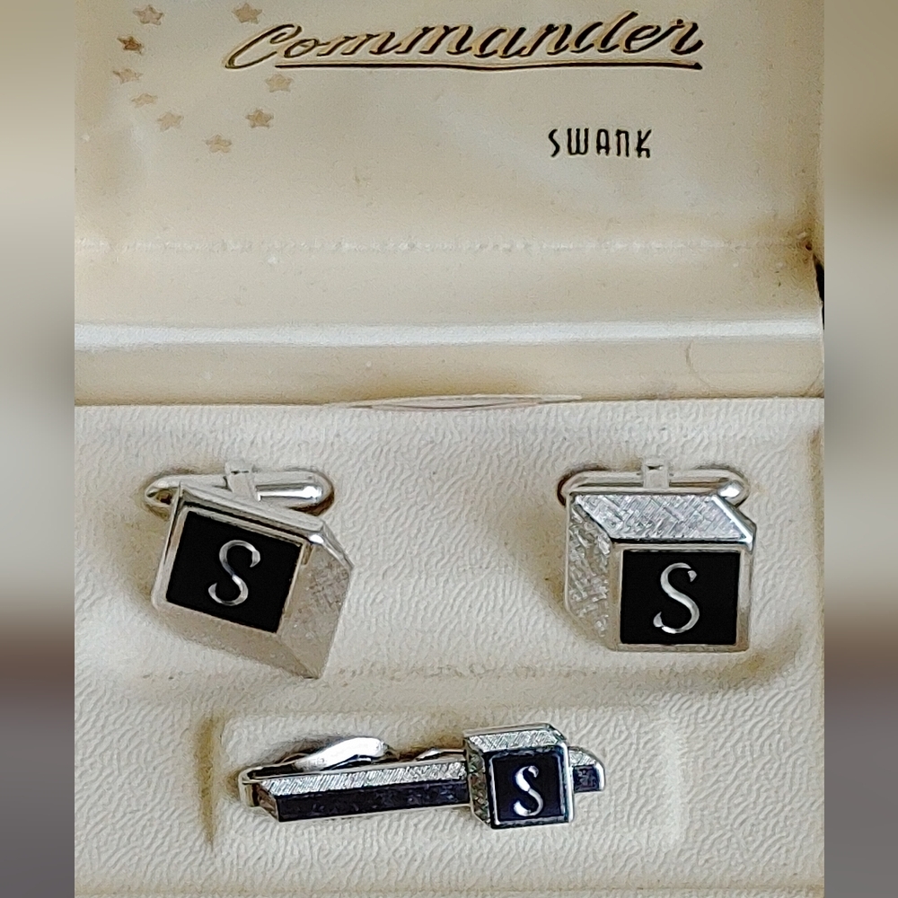 SWANK Silver and Black Cufflinks Set